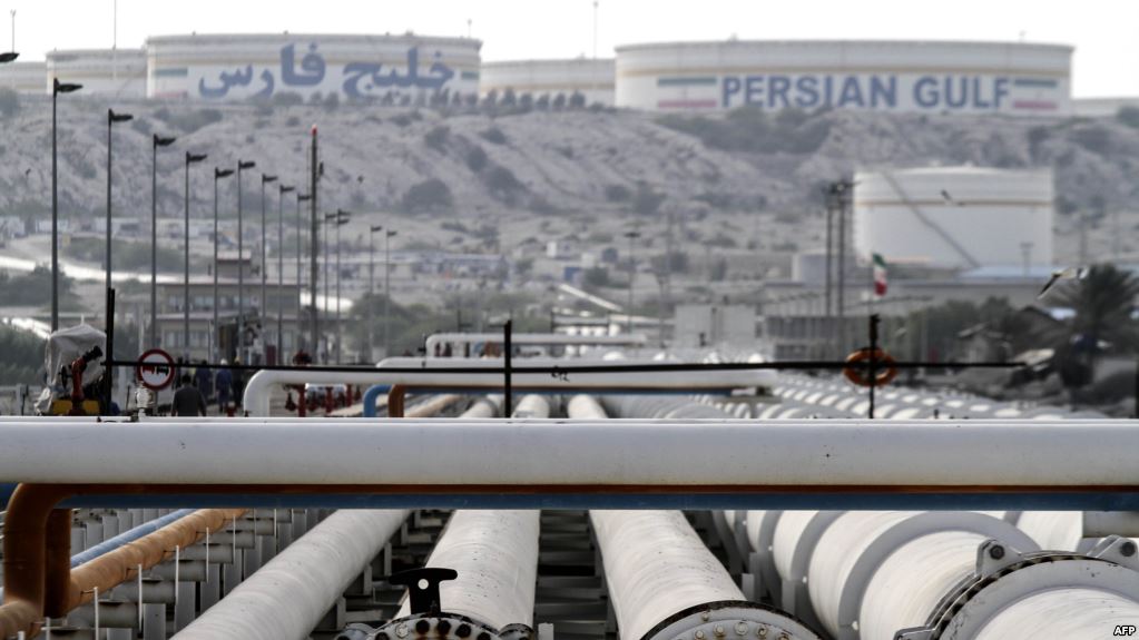 Кто намерен продолжать покупать иранскую нефть и почему?