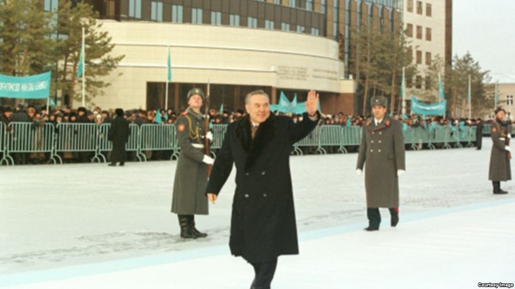 Первое переизбрание Назарбаева. Как это было 20 лет назад