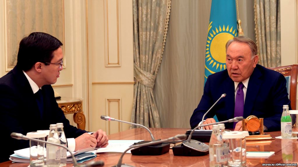 Назарбаев: нам не нужно огромное количество банков