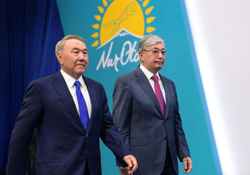 На снимке: Нурсултан Назарбаев и Касым-Жомарт Токаев.