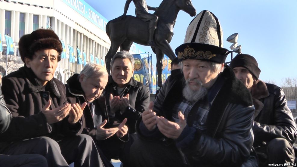 Международный имидж Казахстана «разъединён с реальностью на местах»