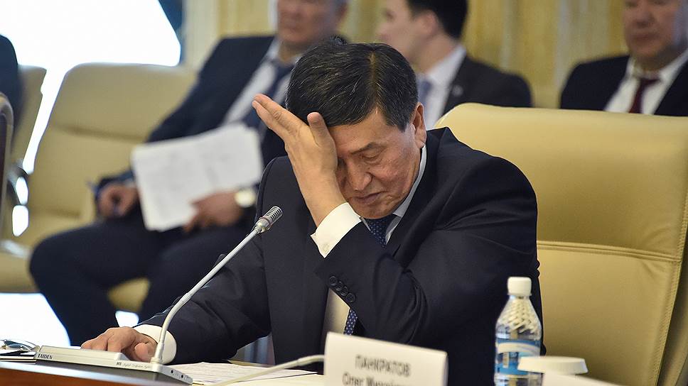Киргизия выбирает президента из трех премьеров