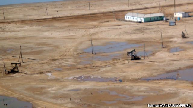 Падая, цены на нефть порождают оптимизм прогнозистов