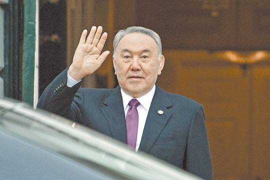 Назарбаев меняет систему власти в стране под будущего преемника