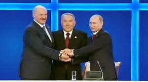 Экономические проблемы РФ пошатнули Евразийский союз, — Bloomberg