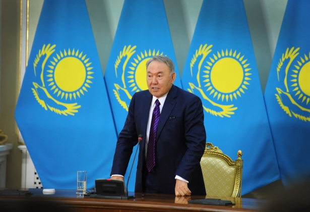 Чем наградят президента Нурсултана Назарбаева по случаю 25-летия независимости страны?