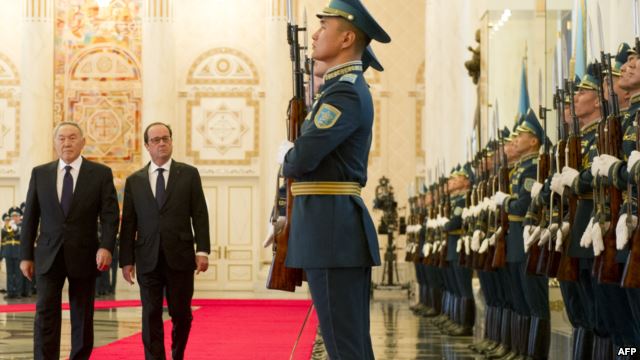 Назарбаев отверг свою причастность к скандалам во Франции