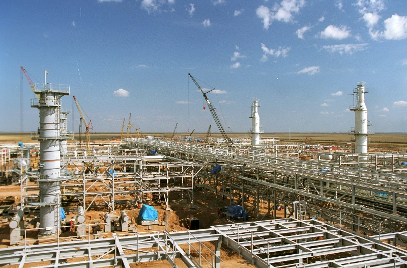Нефтяным компаниям в Казахстане угрожают налоговые претензии