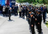 Казахстан: Полицейским дадут право применять оружие без предупреждения; у граждан «добровольно изымают» травматику
