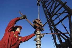 Казахстан скорректирует бюджет из цены на нефть в $50
