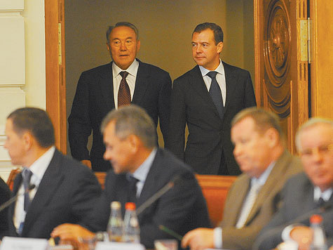 Казахстан теряет статус "острова стабильности"