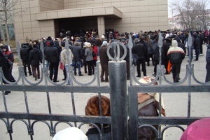 Забастовщики «Озенмунайгаза» добились отставки акима города Жанаозен