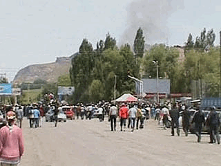 Почему так разгневаны жители киргизских трущоб?