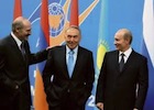 В мае Путин посетит Казахстан и Белоруссию